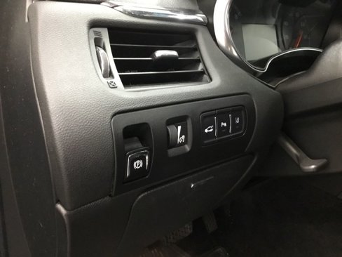Used 2014 Chevrolet Impala LT image 10