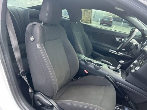 Used 2018 Ford Mustang Coupe w/ Ecoboost Performance Package image 21
