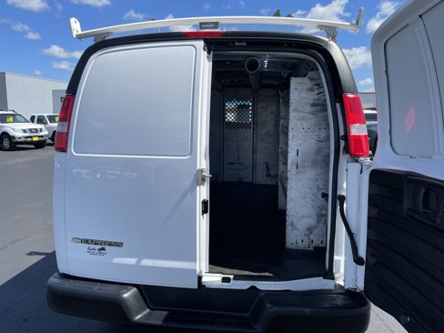 Used 2019 Chevrolet Express 2500 w/ Driver Convenience Package image 9