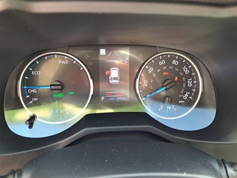 Used 2022 Toyota RAV4 XLE image 24