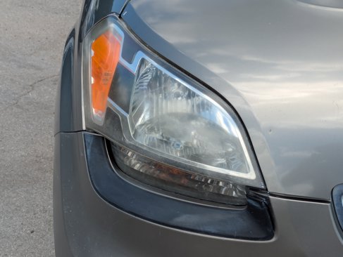 Used 2010 Kia Soul + image 11
