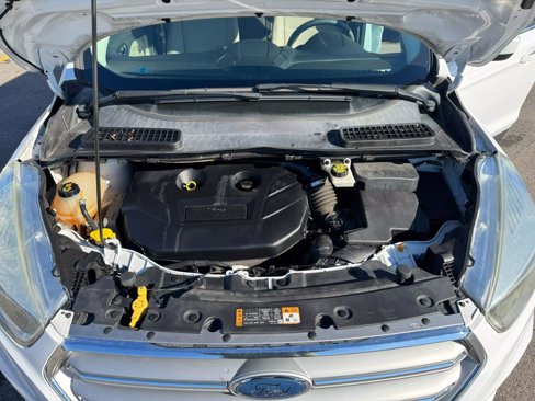 Used 2017 Ford Escape SE w/ SE Cold Weather Package image 23
