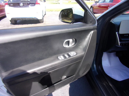 Used 2023 Hyundai Ioniq 5 SE w/ Cargo Package image 18