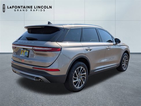 Used 2020 Lincoln Corsair AWD w/ Equipment Group 101A image 5