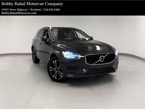 Used 2021 Volvo XC60 T5 Momentum w/ Protection Package image 1