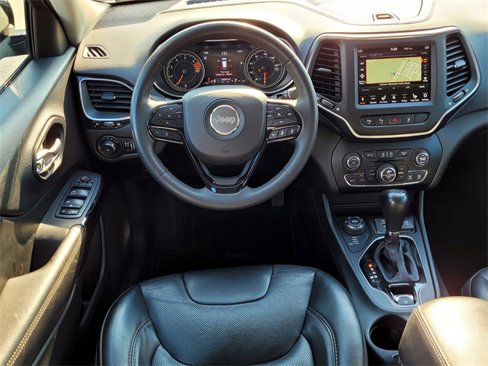 Used 2023 Jeep Cherokee Altitude Lux image 12
