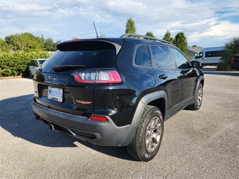 Certified 2020 Jeep Cherokee Trailhawk w/ Comfort/Convenience Group image 4