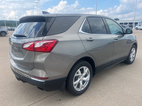 Used 2018 Chevrolet Equinox LT image 4