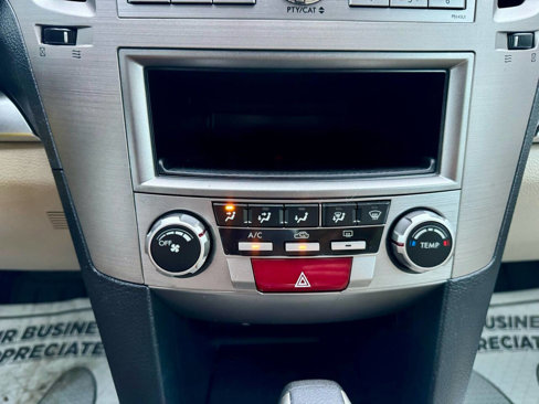 Used 2011 Subaru Outback 2.5i image 18