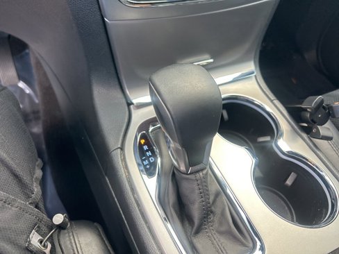 Used 2018 Jeep Grand Cherokee Laredo image 12