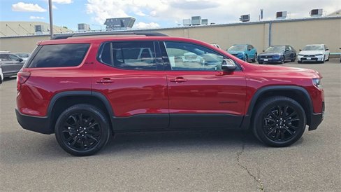 Used 2022 GMC Acadia SLE w/ Driver Convenience Package image 9