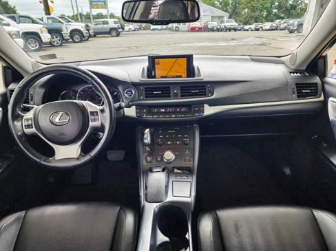 Used 2012 Lexus CT 200h Premium image 19