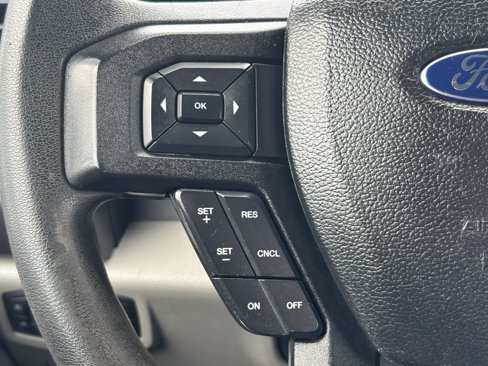 Used 2016 Ford F150 XLT image 24