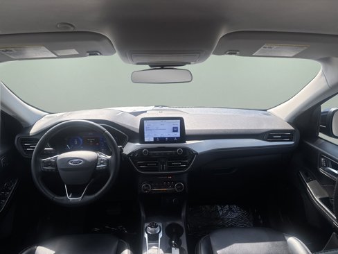 Used 2021 Ford Escape SEL w/ Technology Package image 2