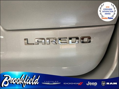 Used 2023 Jeep Grand Cherokee L Laredo image 11