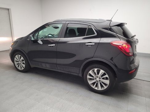 Used 2020 Buick Encore Preferred image 3