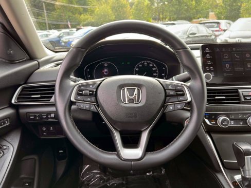 Certified 2018 Honda Accord Touring image 14