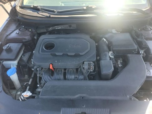 Used 2015 Hyundai Sonata SE image 17
