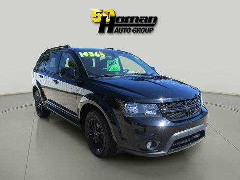 Used 2019 Dodge Journey SE w/ Blacktop Package image 7