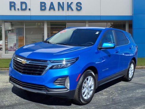 Used 2024 Chevrolet Equinox LT w/ LPO, Floor Liner Package image 1
