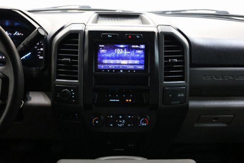 Used 2017 Ford F250 XL w/ Power Equipment Group image 93