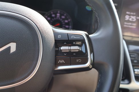 Used 2022 Kia Sorento S image 15