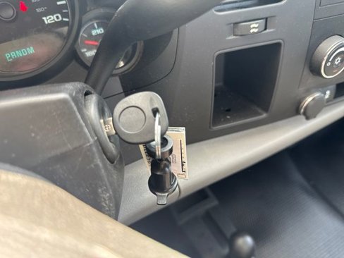 Used 2013 Chevrolet Silverado 1500 W/T image 25