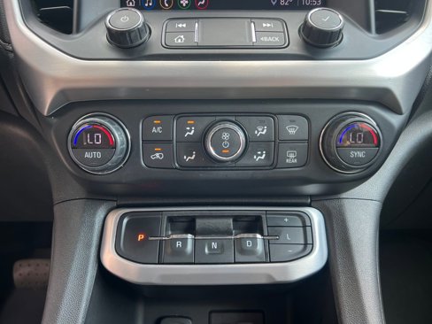 Used 2020 GMC Acadia SLE image 27