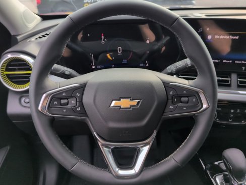 New 2025 Chevrolet Trax LT w/ Driver Confidence Package image 14