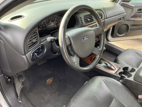 Used 2007 Ford Taurus SEL image 16