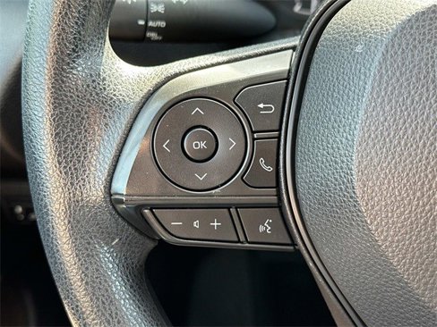 Used 2022 Toyota Corolla LE image 24