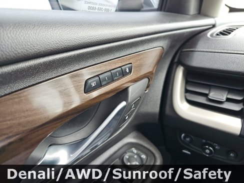 Used 2019 GMC Terrain Denali image 17