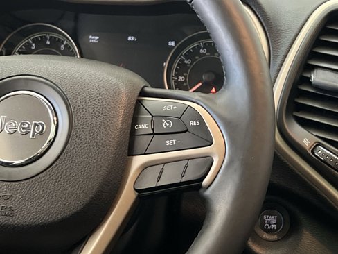Used 2014 Jeep Cherokee Limited w/ Luxury Group image 34
