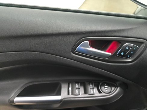 Used 2014 Ford Escape Titanium image 18
