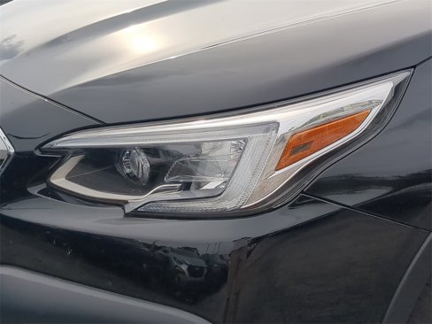 Used 2020 Subaru Outback Limited image 7