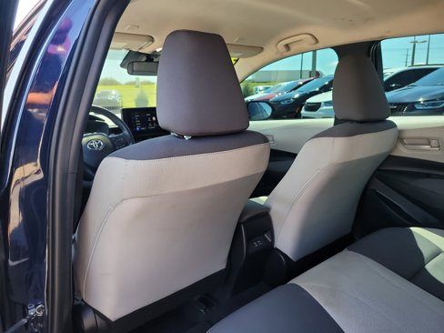 Used 2023 Toyota Corolla LE image 12