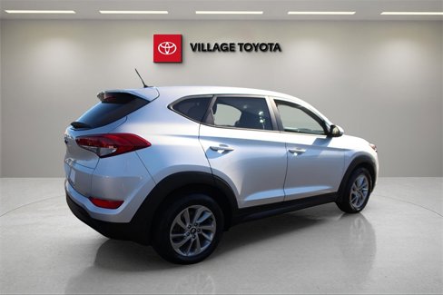 Used 2017 Hyundai Tucson SE image 5