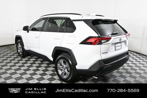 Used 2022 Toyota RAV4 XLE image 3
