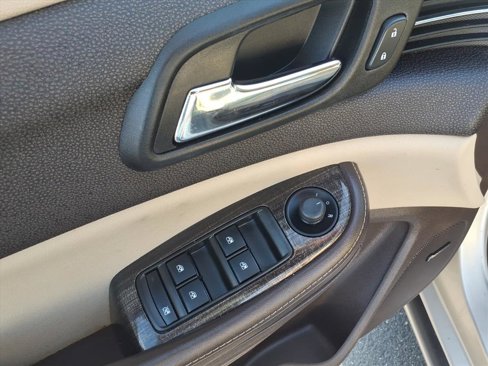 Used 2015 Chevrolet Malibu LT w/ Leather Package image 20