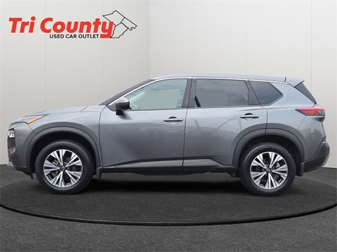Used 2022 Nissan Rogue SV image 4