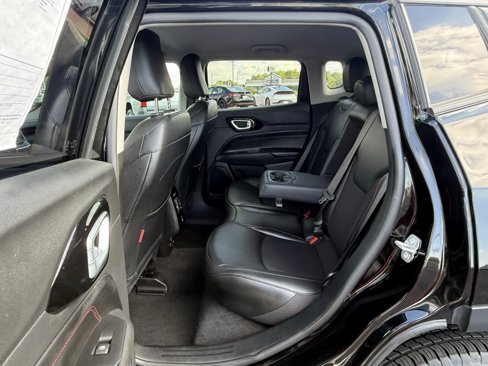 Used 2022 Jeep Compass Trailhawk w/ Trailhawk Convenience Group image 15