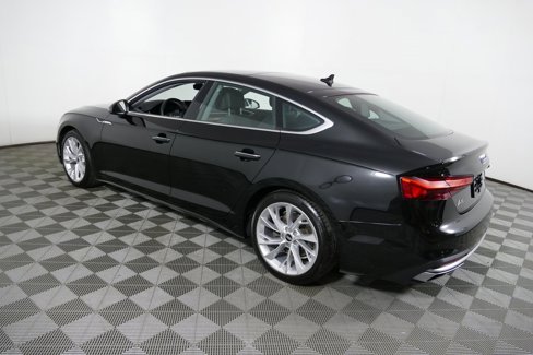Used 2022 Audi A5 2.0T Premium Plus w/ Premium Plus image 5