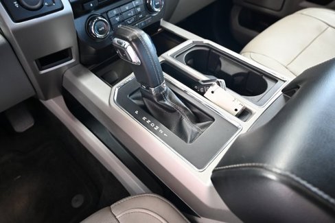 Used 2015 Ford F150 Lariat image 21