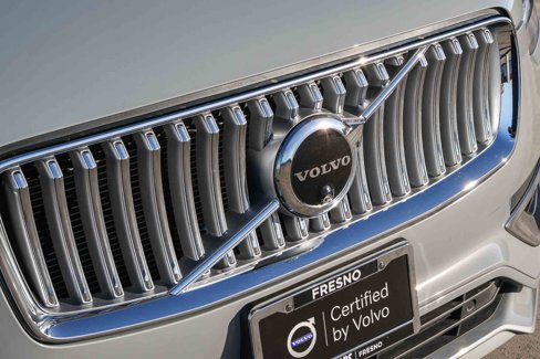 Used 2024 Volvo XC90 B6 Plus w/ Protection Package Premier image 11