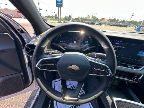 New 2026 Chevrolet Equinox LT w/ Convenience Package II image 18