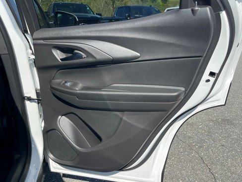 New 2025 Chevrolet TrailBlazer LT w/ LPO, Blackout Package image 33