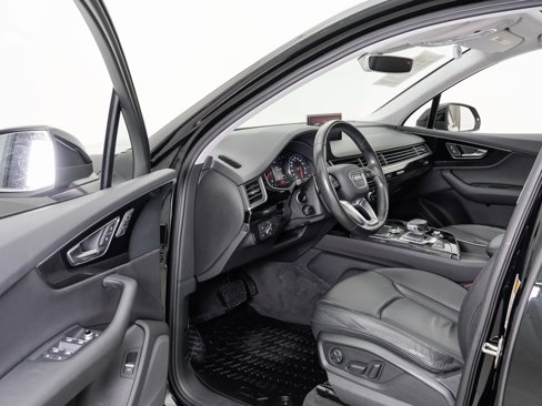 Used 2017 Audi Q7 3.0T Premium image 7