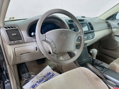 Used 2006 Toyota Camry LE image 9