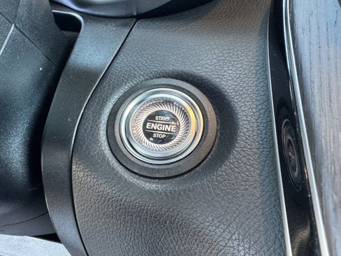 Used 2020 Mercedes-Benz GLC 300 image 28