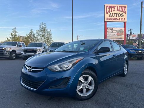 Used 2014 Hyundai Elantra SE image 1